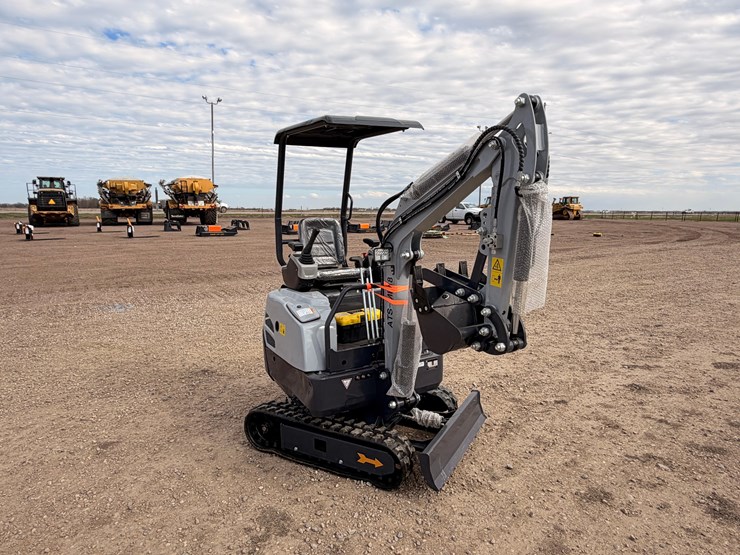 unused-2026-landhero-ats-me18-mini-excavator-image-3