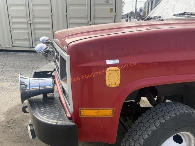 1990-chevrolet-3500-image-15