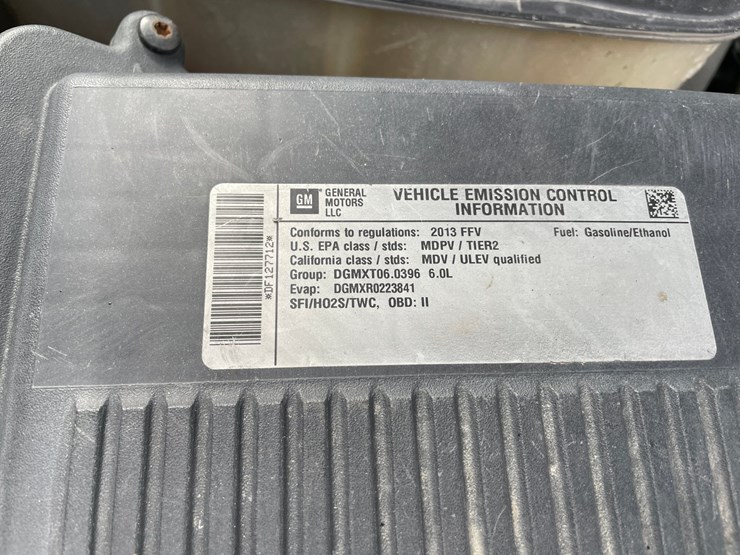 2013-chevrolet-silverado-2500hd-image-57