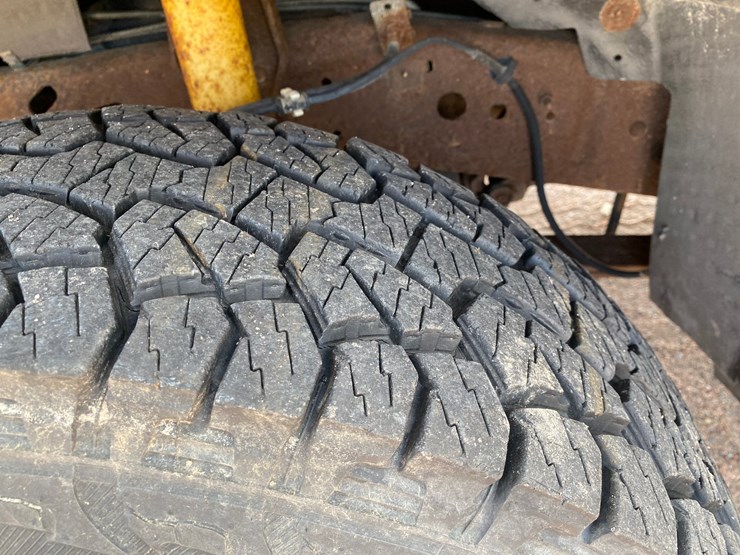 2001-ford-f350-xlt-image-30