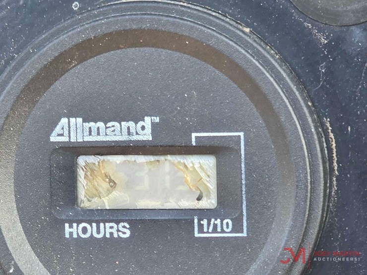 allmand-nite-lite-pro-light-tower-image-8