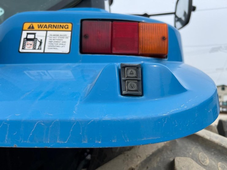 new-holland-8770-image-49