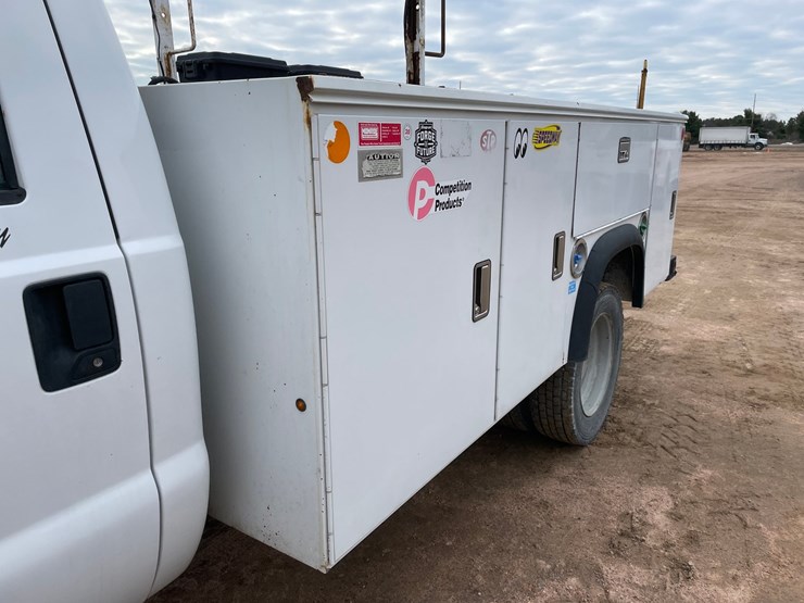 2012-ford-f550-image-13