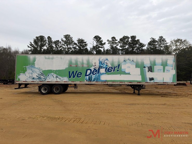 2009-utility-53'-image-2