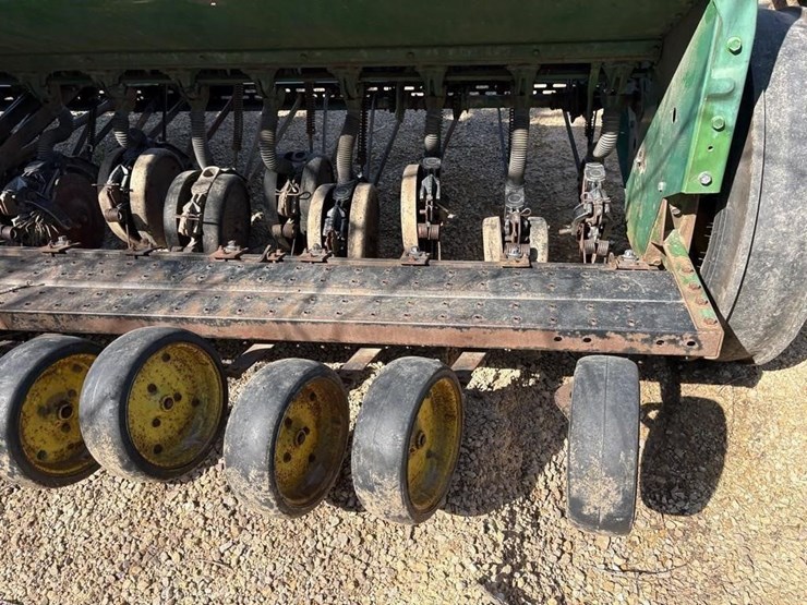 john-deere-8000-image-8