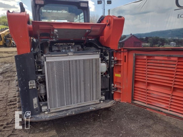 kubota-svl75-2-image-32