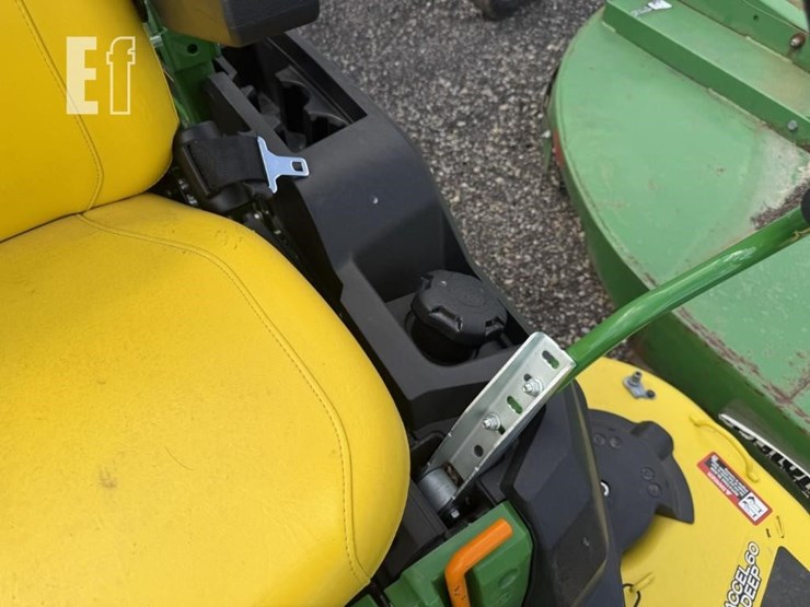2021-john-deere-z530m-image-15