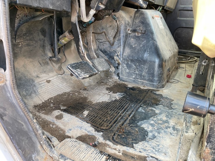 1990-international-4900-image-49