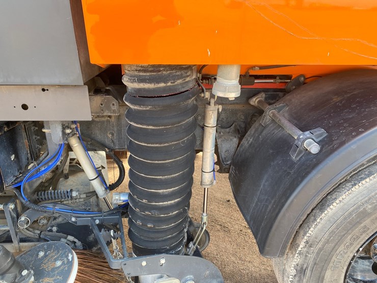 2007-freightliner-fc80-image-25