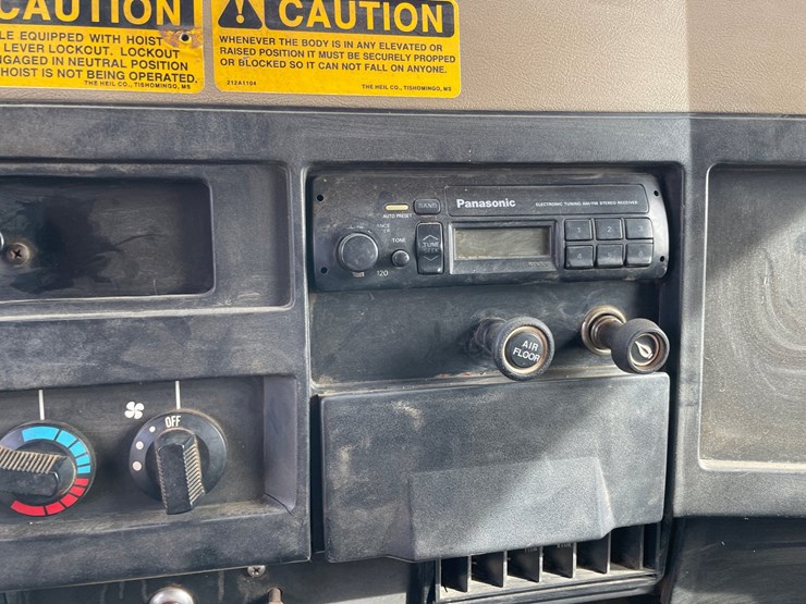 1995-international-2554-image-59