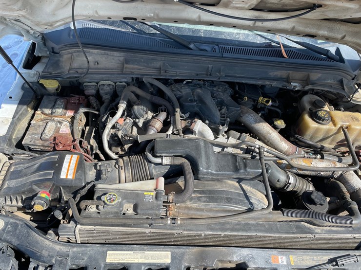 2011-ford-f350-image-51