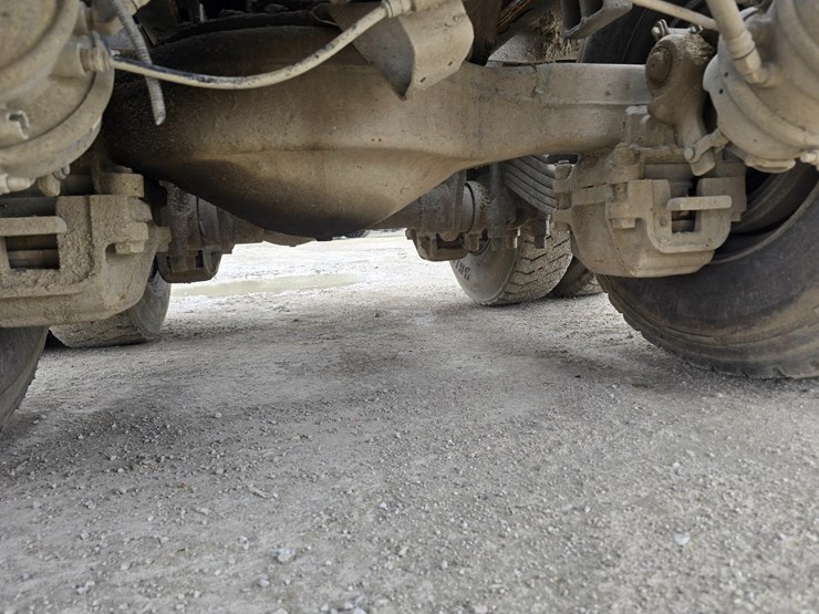 #22589-•-2006-mack-cv713-granite-roll-off-truck-image-93