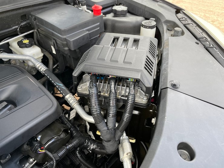 2016-chevrolet-equinox-lt-image-47