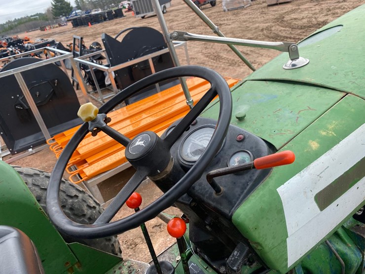 1980-john-deere-2040-image-23