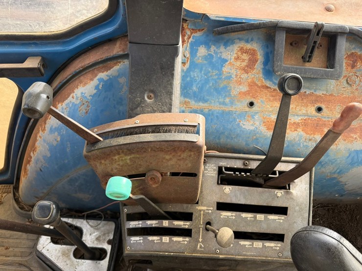 1990-ford-6610-image-48