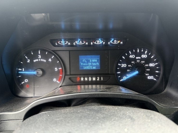 2017-ford-f550-sd-image-30