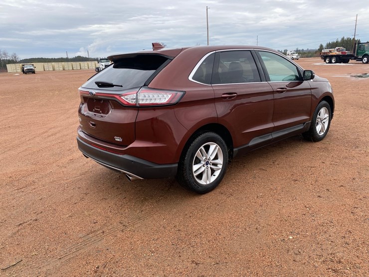 2015-ford-edge-sel-image-6