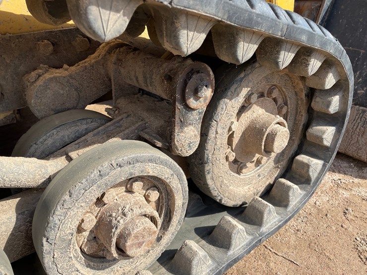 caterpillar-247b3-image-18