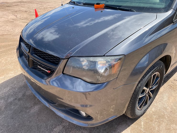 2017-dodge-grand-caravan-image-10