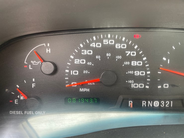 2004-ford-f550-image-33