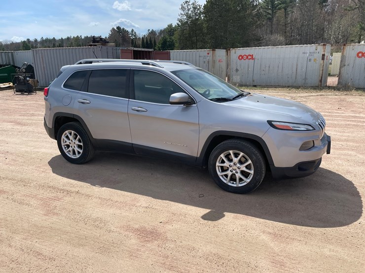 2014-jeep-cherokee-image-4