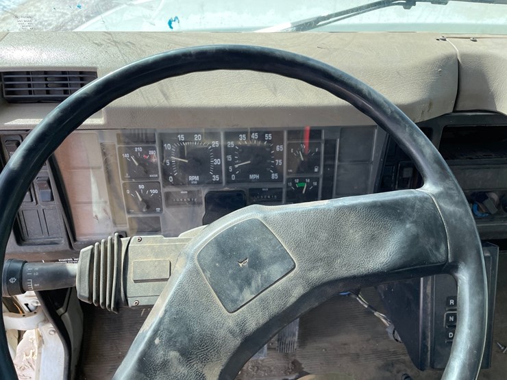 2002-international-4700-image-35