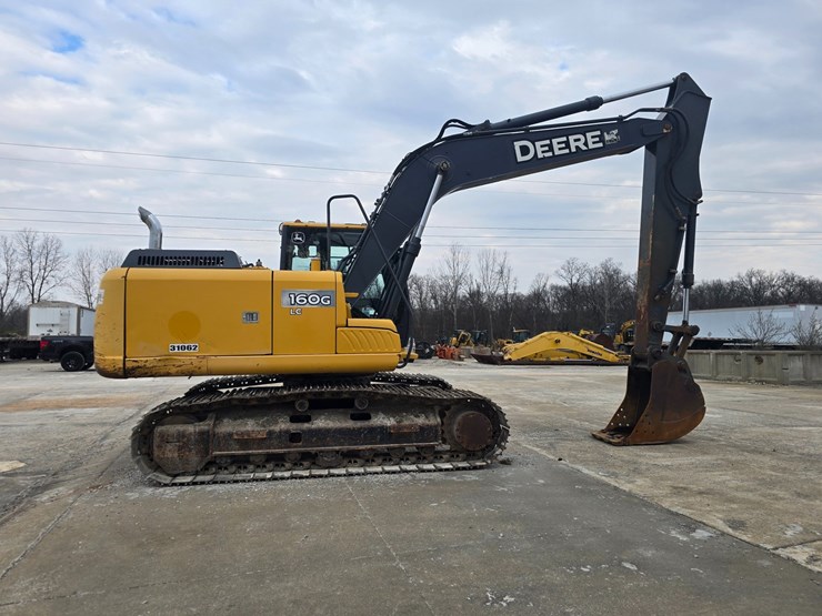2014-deere-160g-lc-image-12