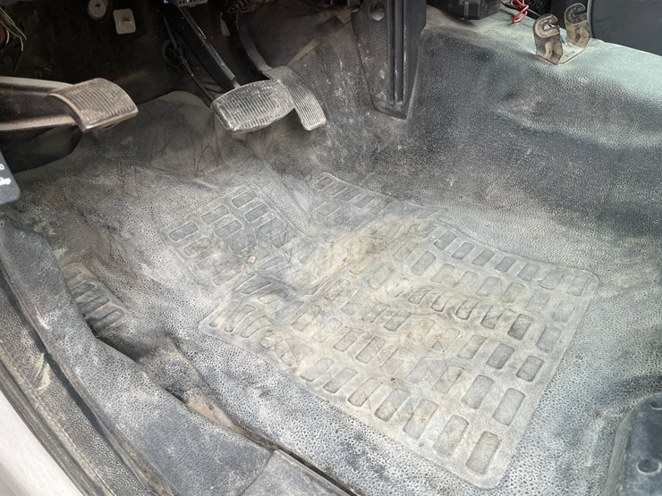 2012-ford-f550-image-42