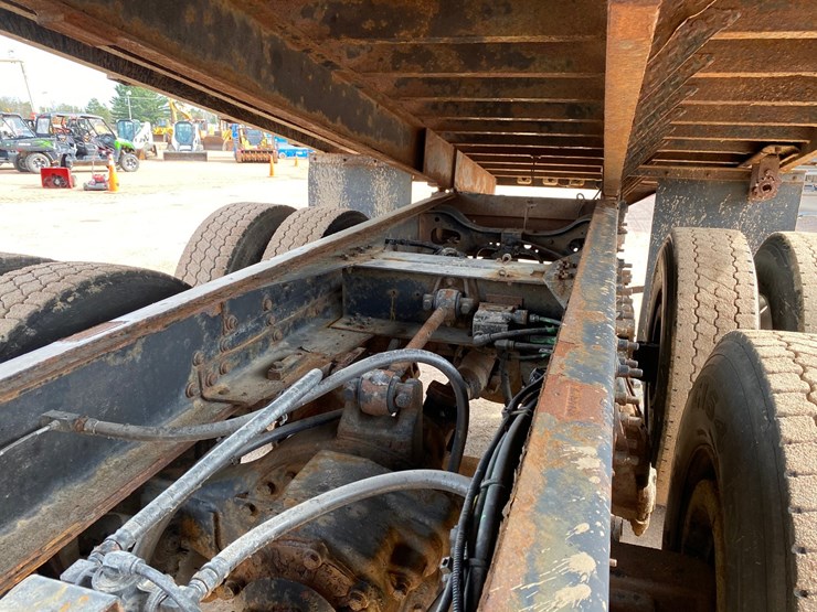 2003-international-7400-image-68