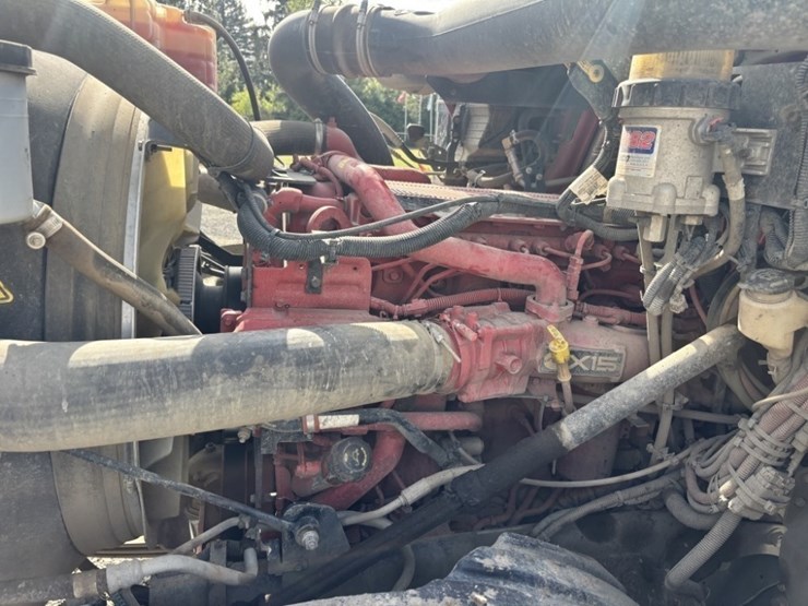 2023-international-hx520-image-16