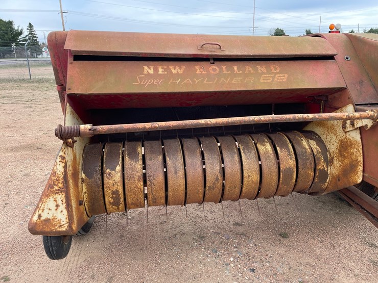 new-holland-68-image-15