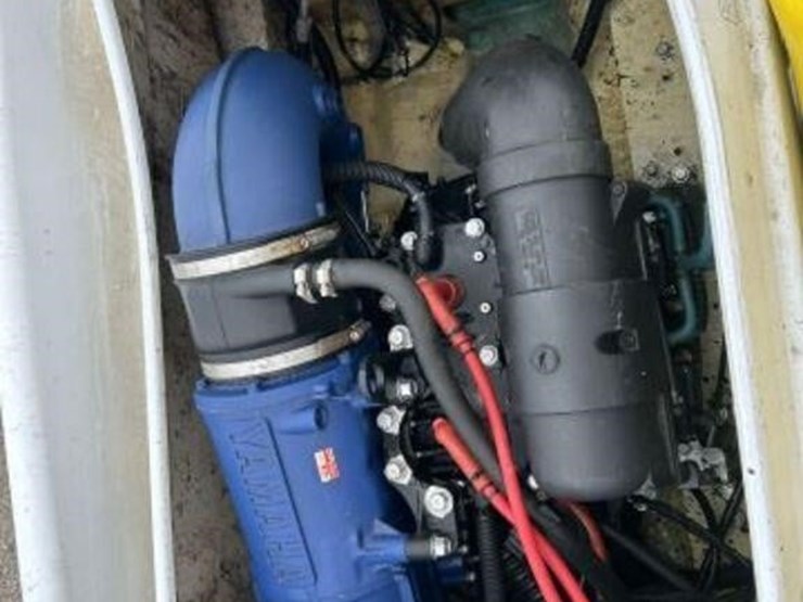 inoperable-1998-yamaha-wave-runner-gp760-pwc-yama2-image-19