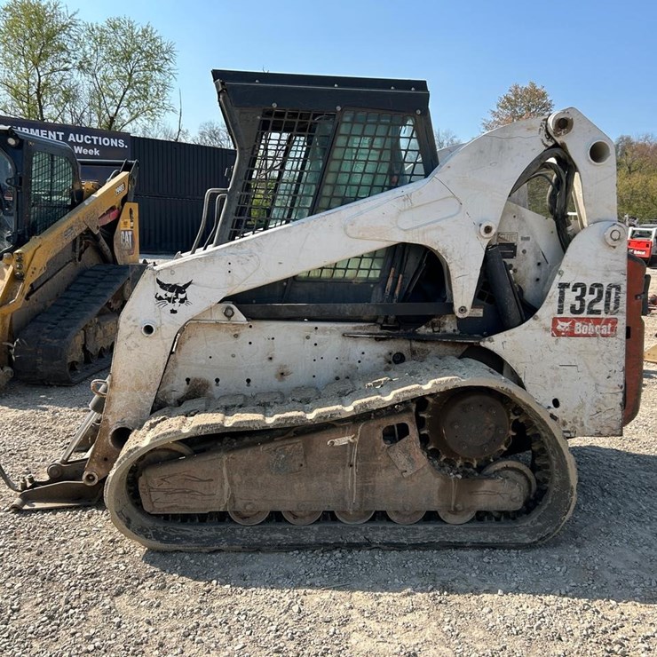 BOBCAT T320