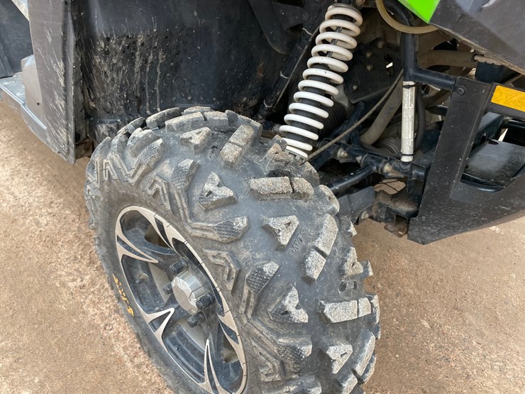 2017-arctic-cat-700-image-10