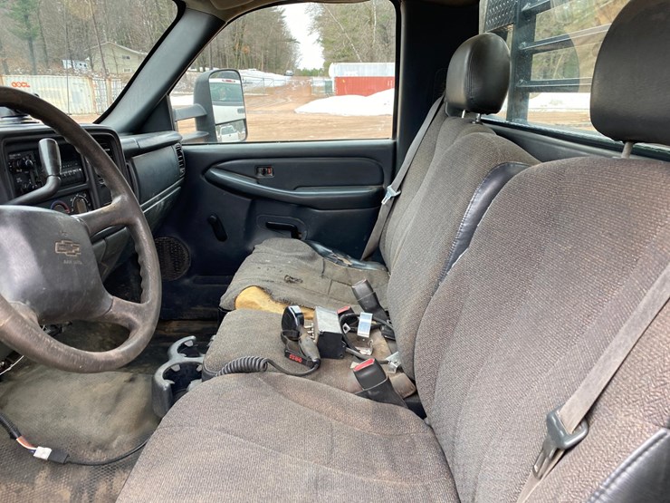 2001-chevrolet-2500-image-47