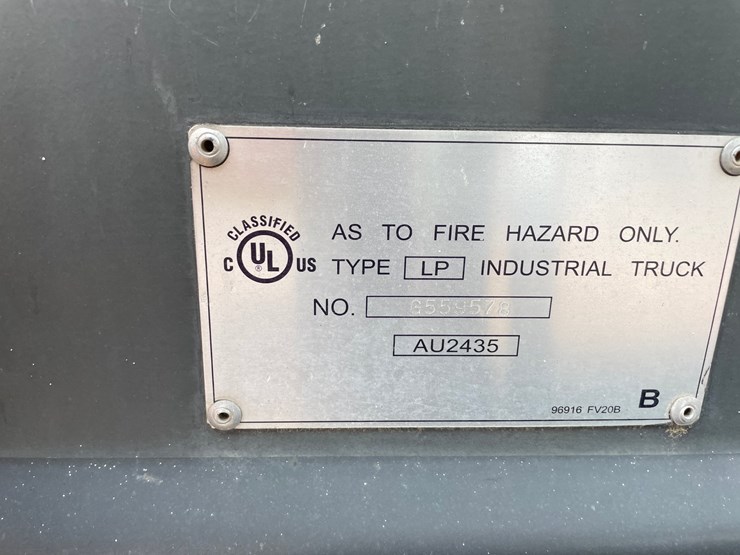 #1165-•-unicarriers-3,450-lbs-lp-forklift-image-38