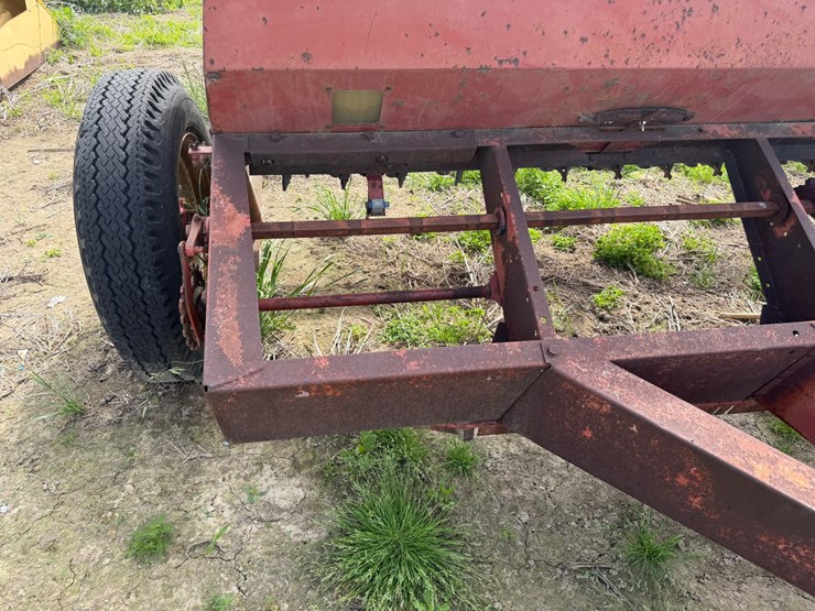 international-12-image-28