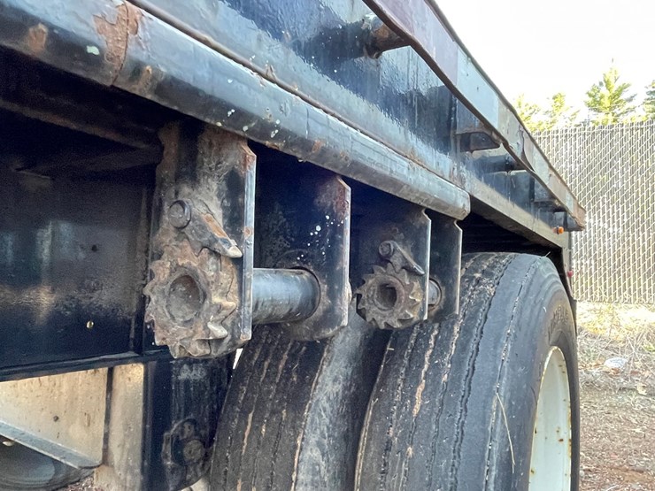 2008-fontaine-48'-flatbed-image-20