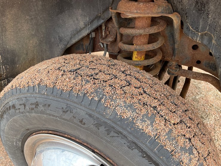 1999-dodge-ram-3500-image-24