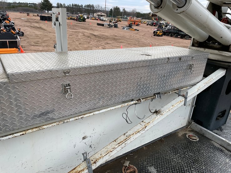 2012-international-durastar-4400-image-33