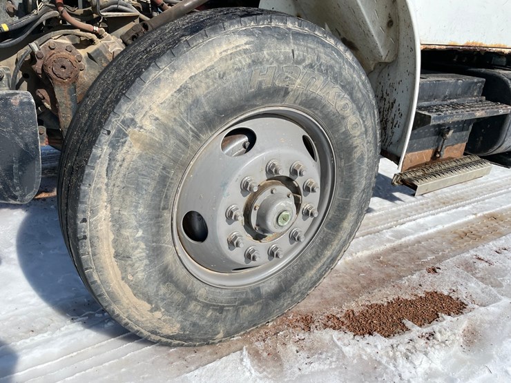 1999-international-4900-image-57