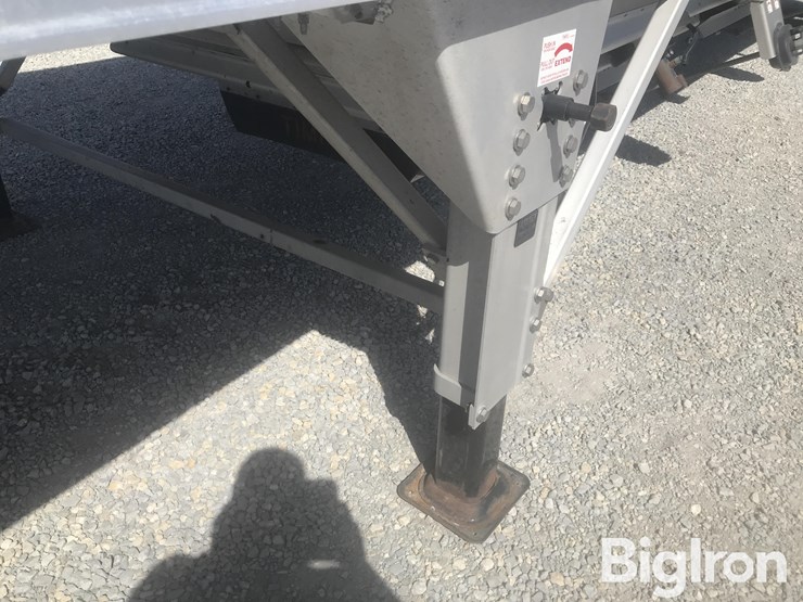 2025-timpte-grain-trailer-image-16