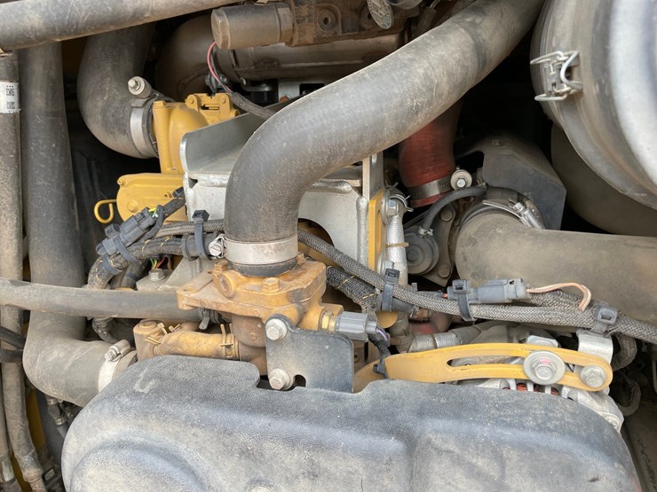 2019-caterpillar-299d2-xhp-image-39