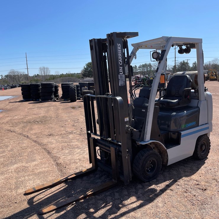 #1135 • Unicarriers LP Forklift