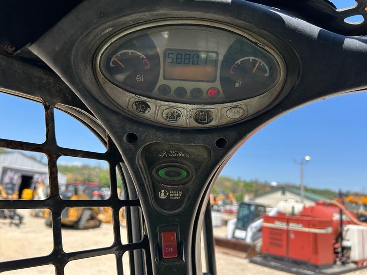 bobcat-t770-image-25