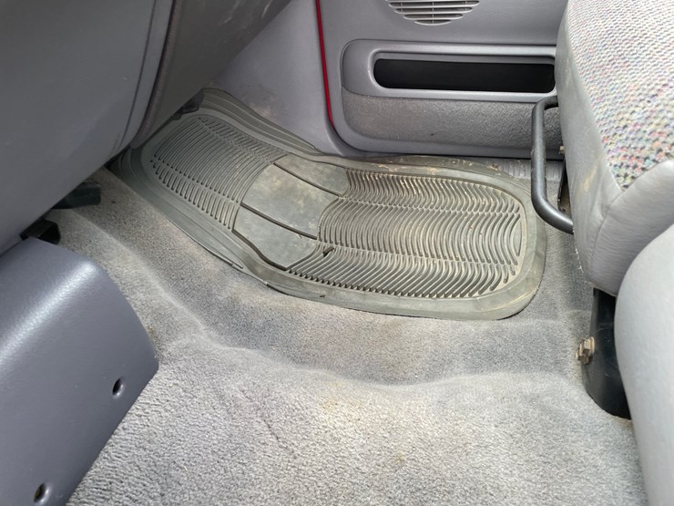 1999-dodge-ram-3500-image-37