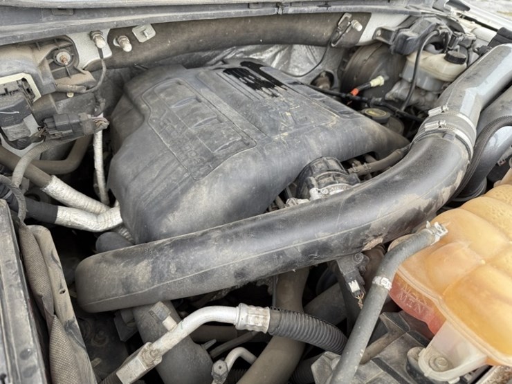 2015-ford-f150-image-12