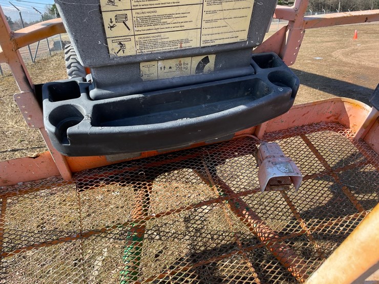 2008-jlg-m600j-image-10