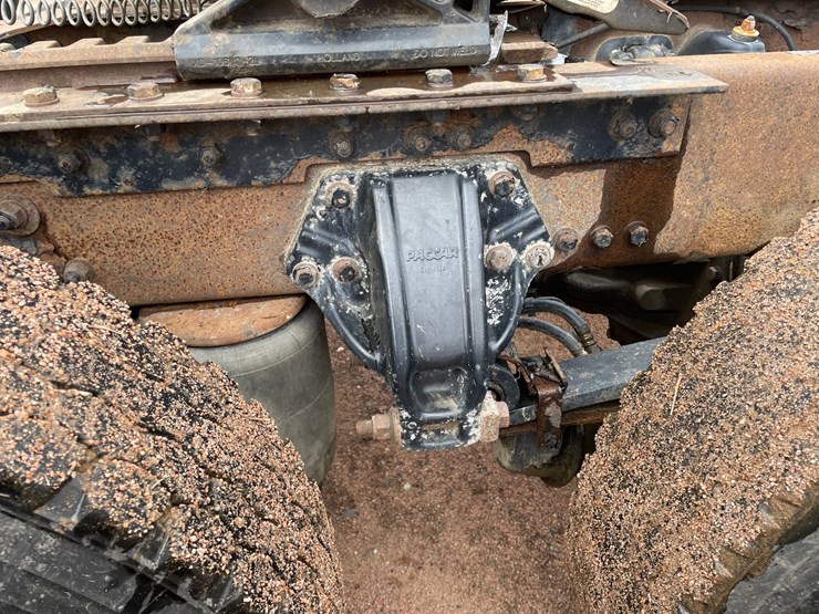 2016-kenworth-t680-image-15