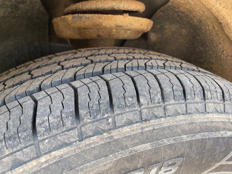 2011-cadillac-srx-image-20